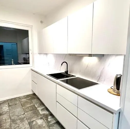 Citynah Whg - 6 Pers., Kueche, Terrasse, Modern Und Zentral *