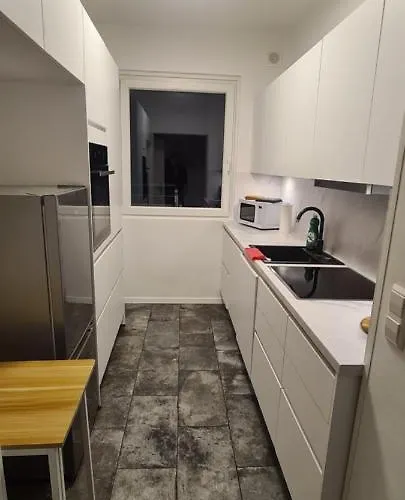 Lägenhet Citynah Whg - 6 Pers., Kueche, Terrasse, Modern Und Zentral *